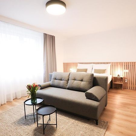 Отель Dubno Eat & Sleep Nova Dubnica Экстерьер фото